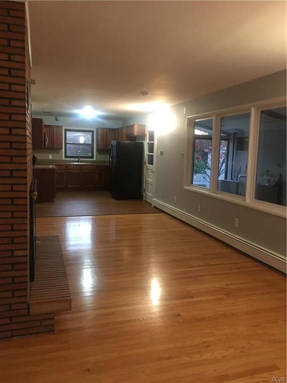 1723 Schoenersville Rd, Bethlehem, PA 18018 - photo 3