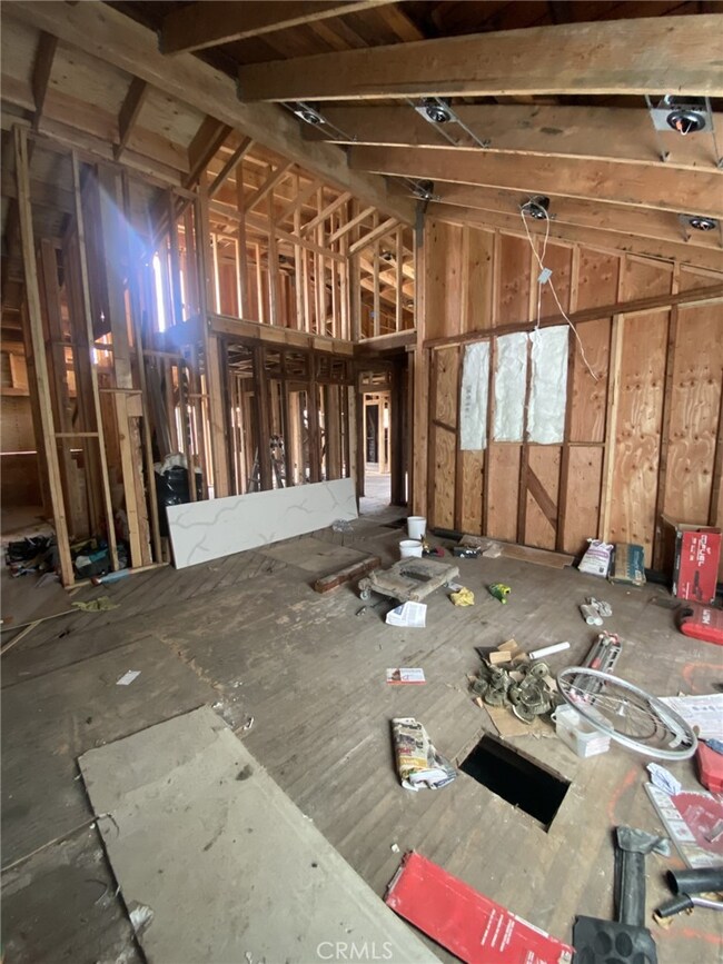 1100 E 124th St, Los Angeles, CA 90059 - photo 3