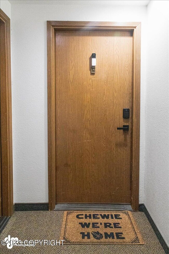 08-Front Door_IMG_6542