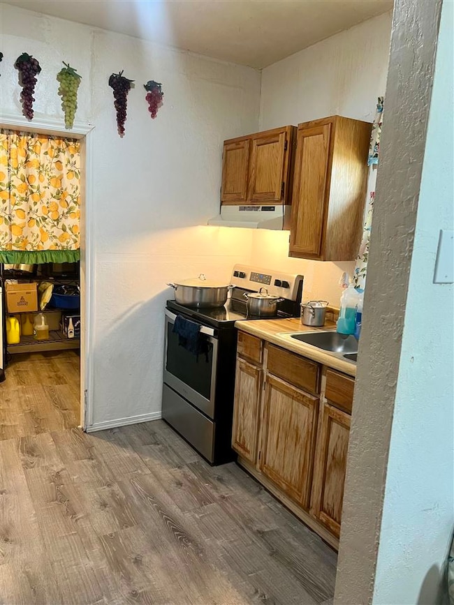 908 SW G Ave, Lawton, OK 73501 - photo 7