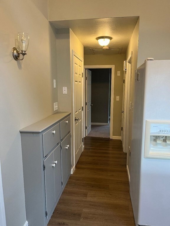 944 Washington St unit 2, Franklin, MA 02038 - photo 6