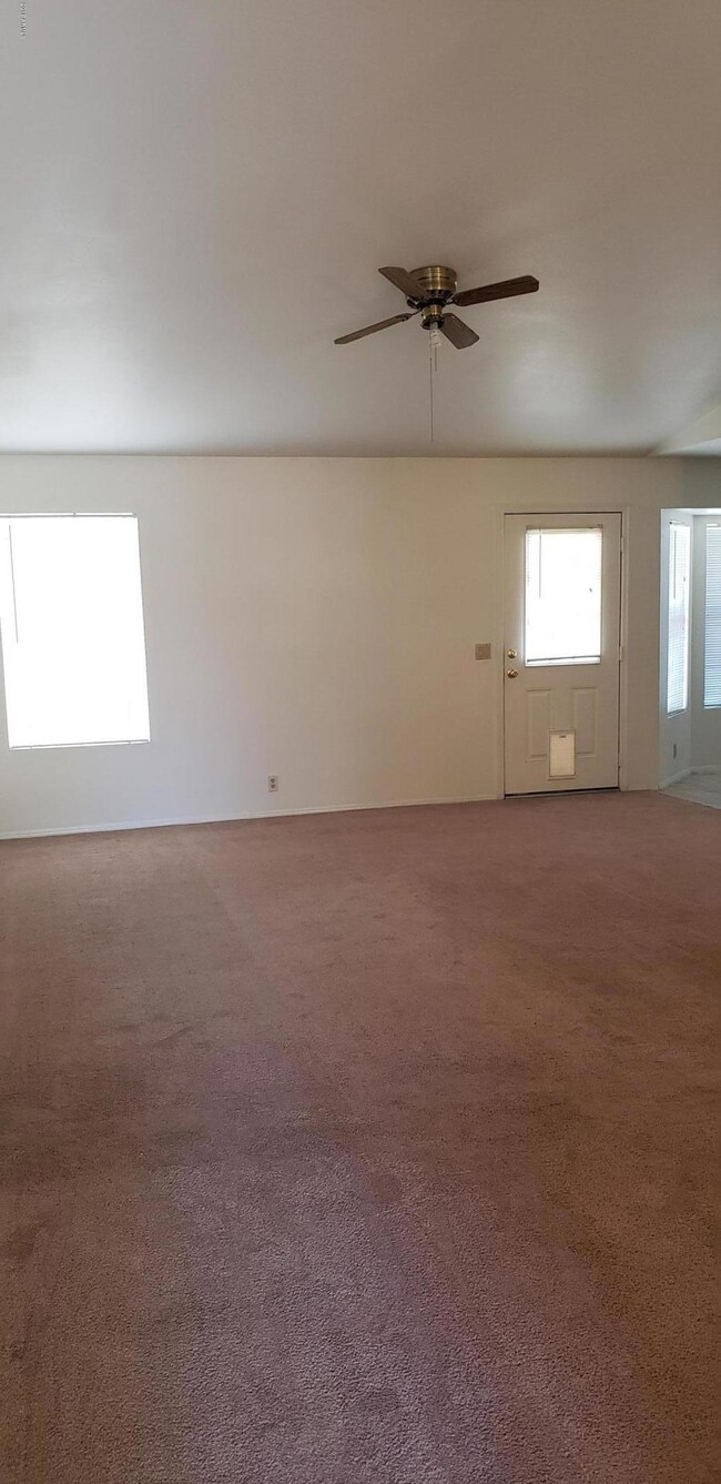 4839 e gary pic 9