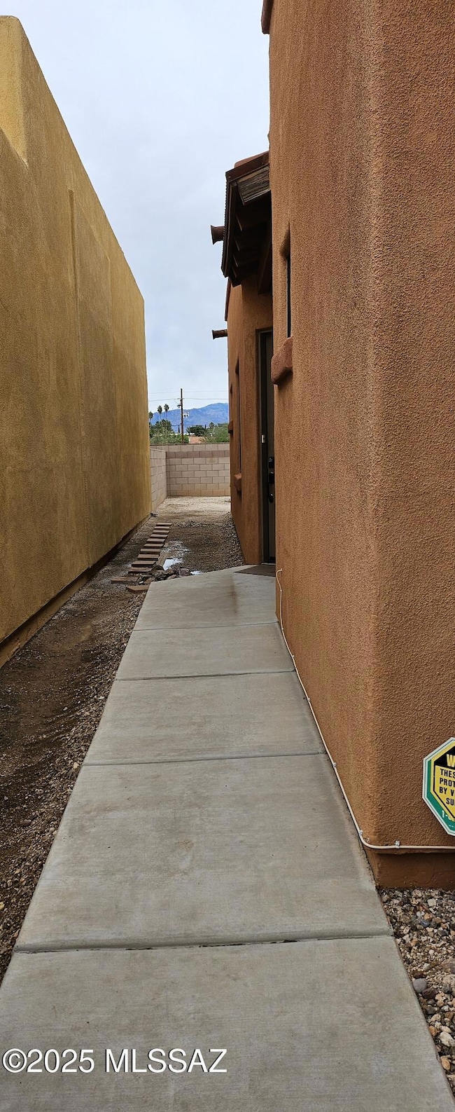 8764 E Perry Park Cir, Tucson, AZ 85730 - photo 3