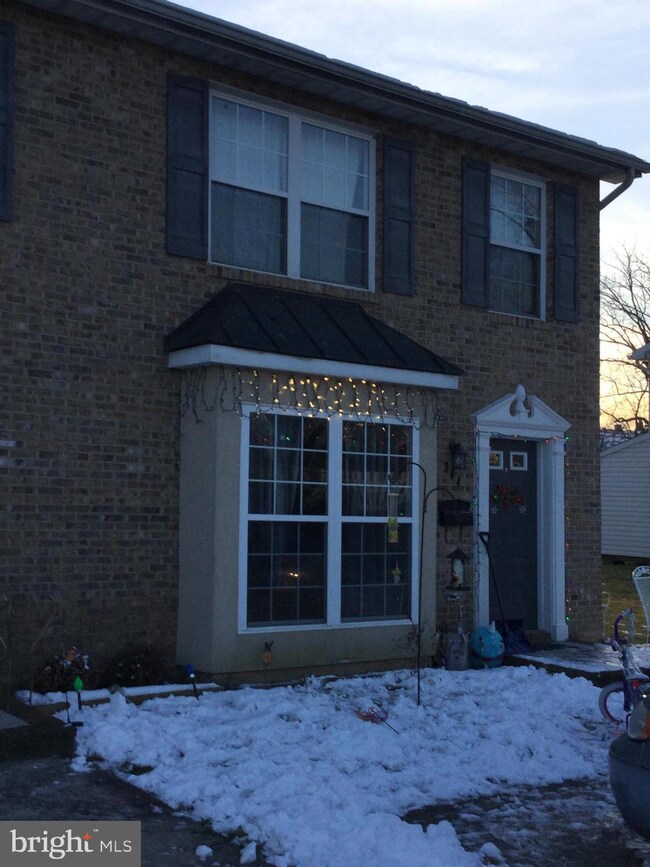 344 Zea St, Strasburg, VA 22657 - photo 2