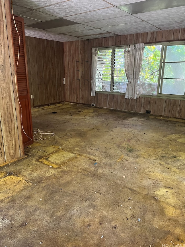 large bedroom or use as a living area