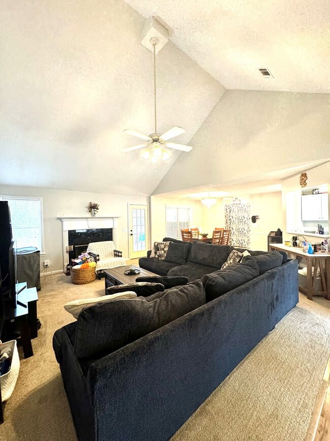 1204 Panola Cir, Warner Robins, GA 31088 - photo 7