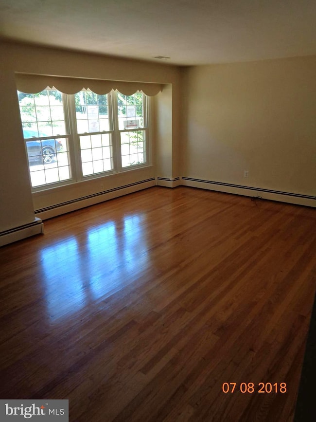 13905 Lewisdale Rd, Clarksburg, MD 20871 - photo 3