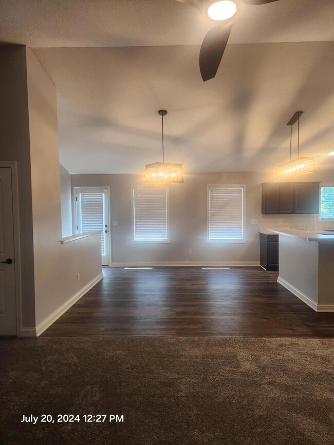 796 Edgehill Dr, Logan, OH 43138 - photo 6