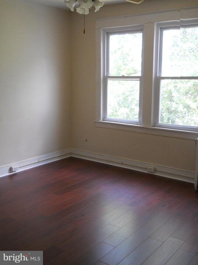 4044 W Cold Spring Ln, Baltimore, MD 21215 - photo 7