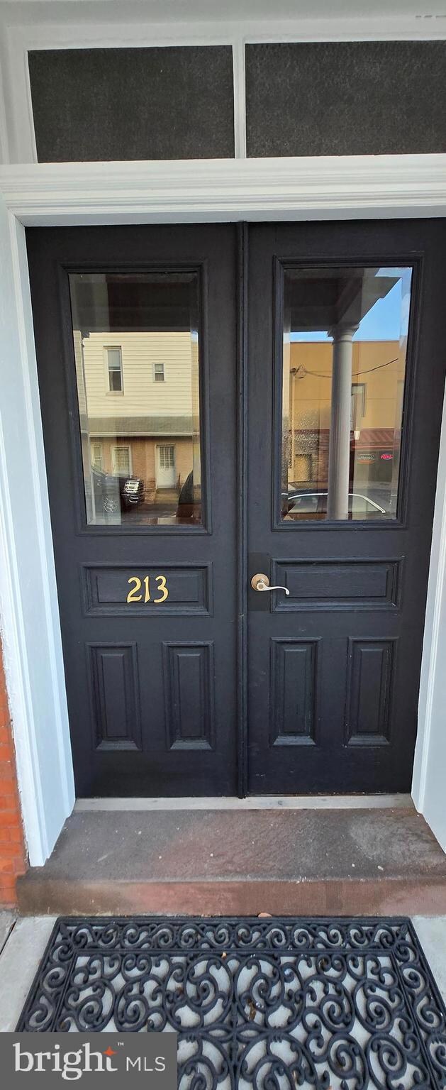 213 W Market St unit 2R, Orwigsburg, PA 17961 - photo 4