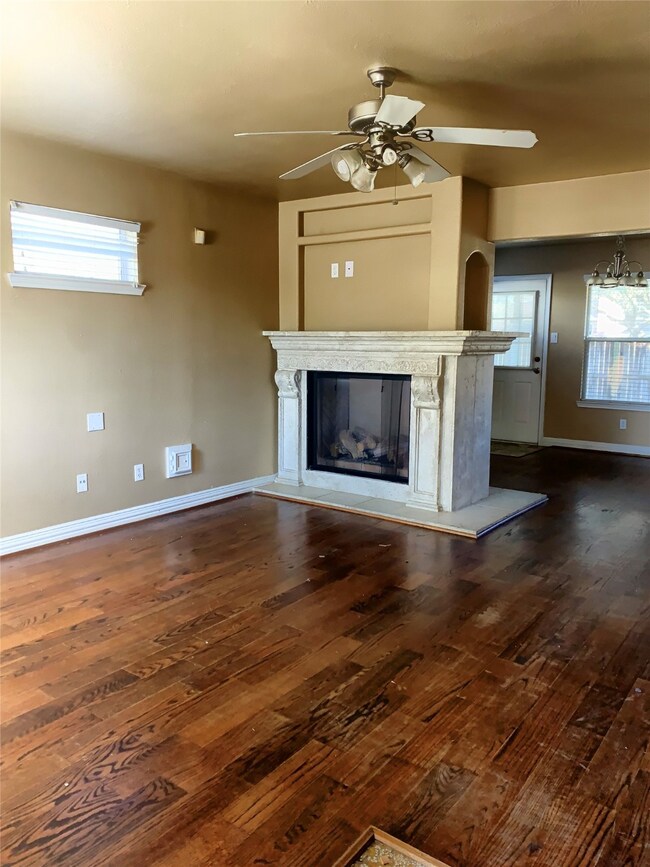 8507 Black Tern Ln, Houston, TX 77040 - photo 3