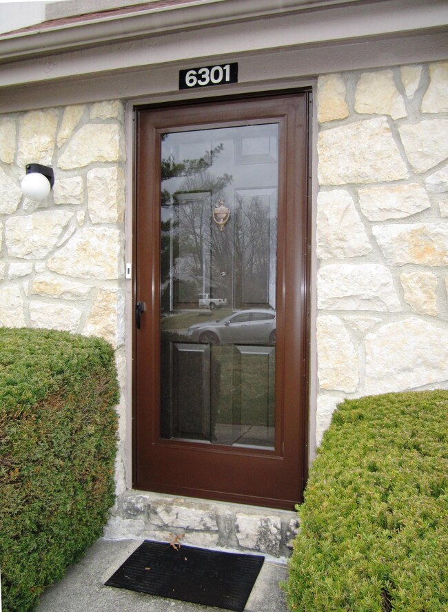 6301 Bidwell Ln, Columbus, OH 43213 - photo 6