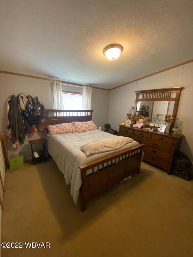 smith, grape st, primary bedroom