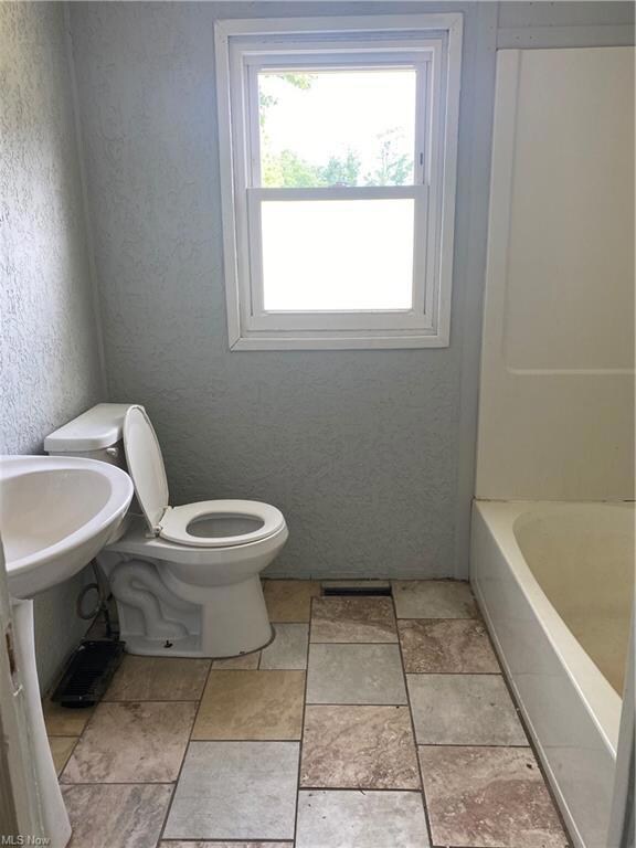 1001 Crawford Rd, Wellsville, OH 43968 - photo 3