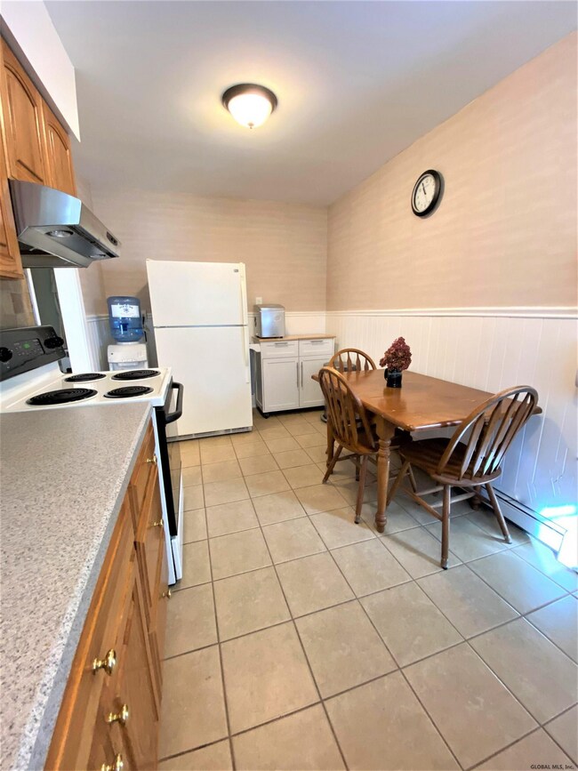 896 8th Ave, Troy, NY 12182 - photo 4