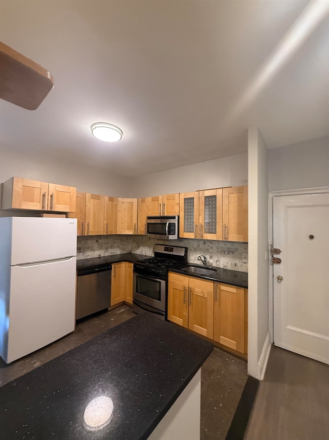 270 Harrison St unit 202, Jc, West Bergen, NJ 07304 - photo 3