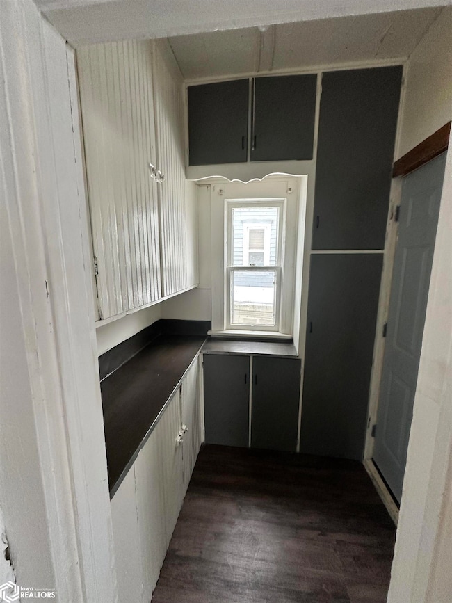 222 W Maple Ave, Ottumwa, IA 52501 - photo 7