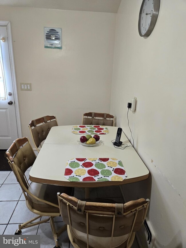 6918 Brompton Rd, Gwynn Oak, MD 21207 - photo 6