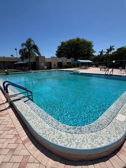 721 Lori Dr unit 210, Palm Springs, FL 33461 - photo 3