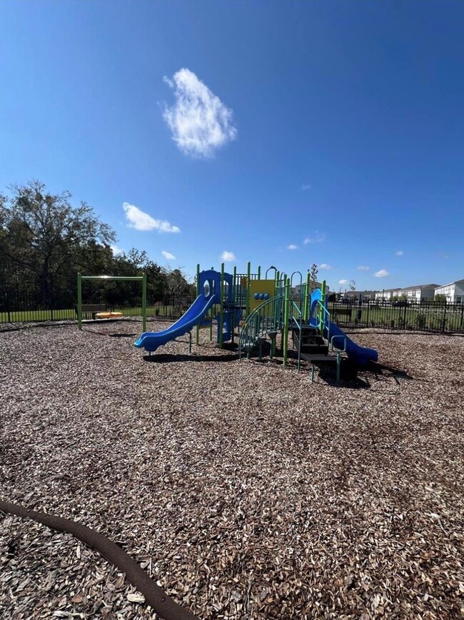 2980 Skyline Loop unit 2980, Kissimmee, FL 34758 - photo 6