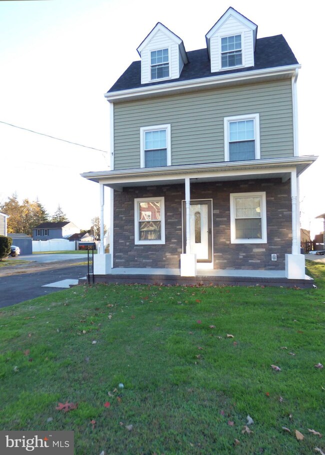 24 W Maple Ave, Penns Grove, NJ 08069 - photo 5