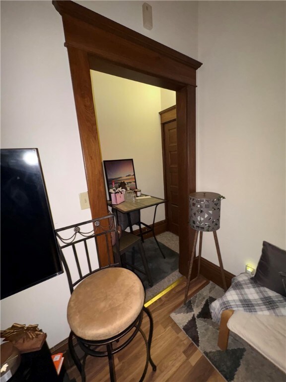 Apt 1 Cubby