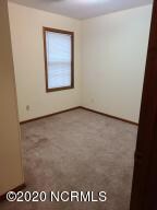 105 Highland Ct, Jacksonville, NC 28540 - photo 7