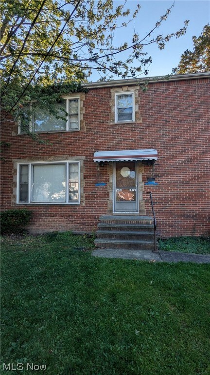 1470 Babbitt Rd, Euclid, OH 44132 - photo 2