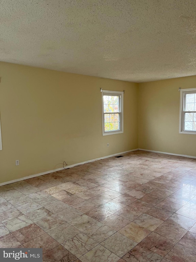 42 Genesee Ln, Willingboro, NJ 08046 - photo 4