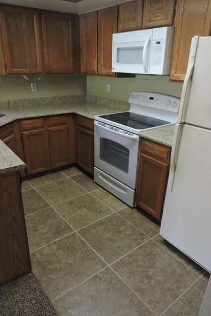 1432 Emerald (6)