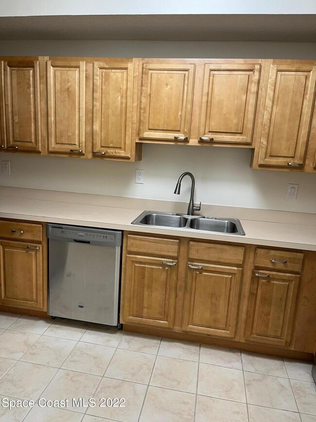 14 Carmalt St unit 109, Cocoa, FL 32922 - photo 3