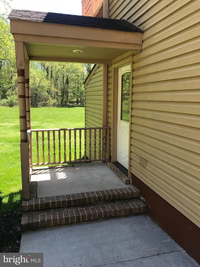 911 Saint Eva Ln, Gambrills, MD 21054 - photo 5