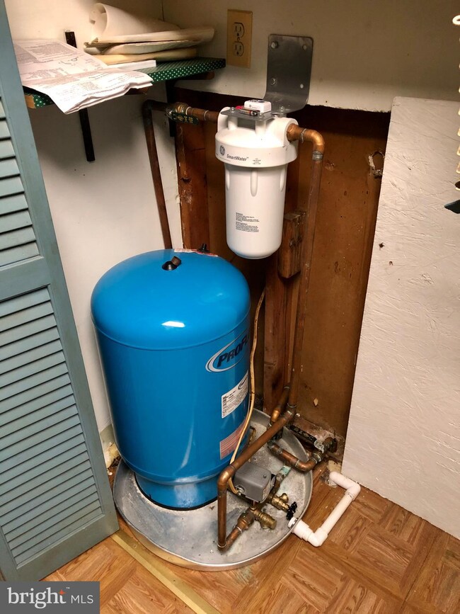 9217 Devonshire Ln, Marshall, VA 20115 - photo 4