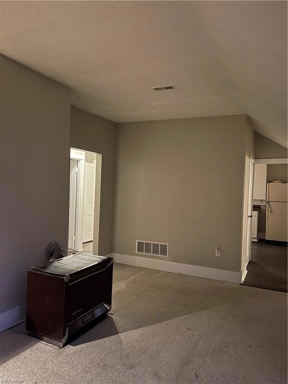 8003 Columbia Rd unit 2, Olmsted Falls, OH 44138 - photo 3