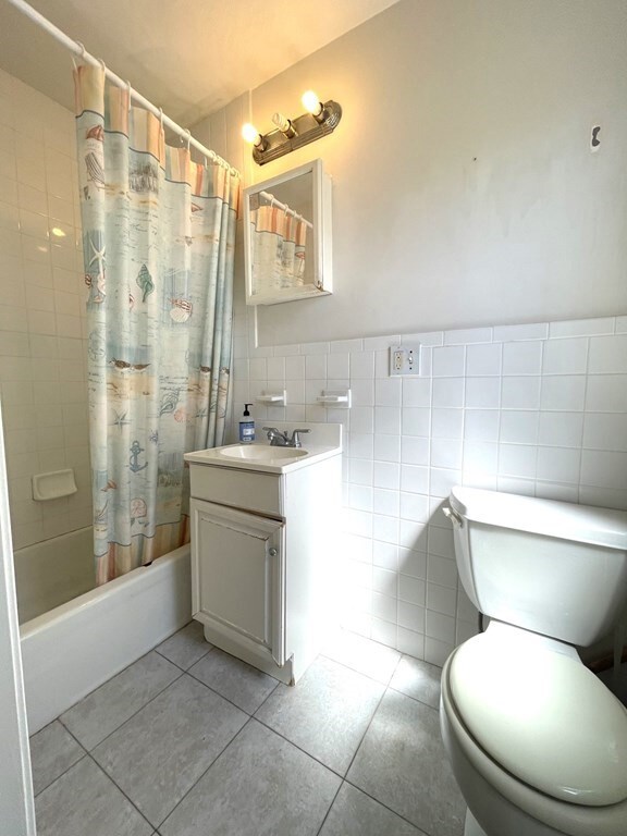 2 Cedar Square unit 2, Cambridge, MA 02140 - photo 5