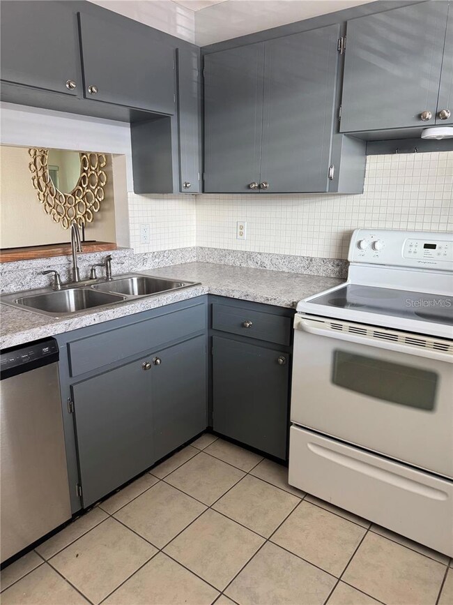 19029 US Highway 19 N unit 5-14, Clearwater, FL 33764 - photo 4