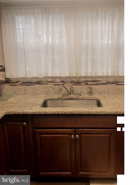 12105 Greenway Ct unit 192, Fairfax, VA 22033 - photo 4