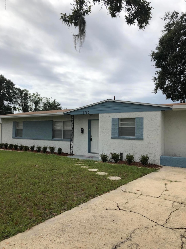 5780 Cedar Forest Dr S, Jacksonville, FL 32210 - photo 2