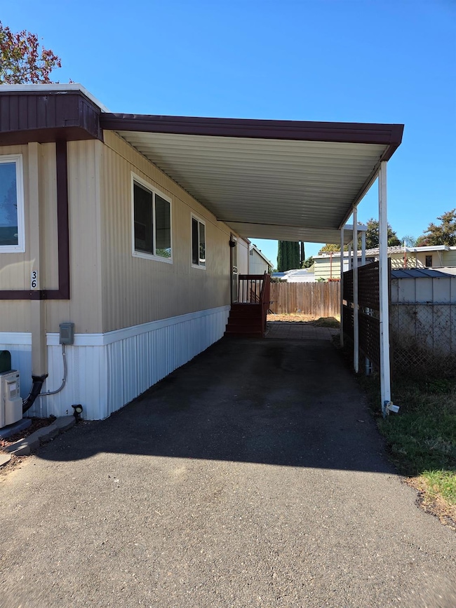 902 Del Paso Blvd unit 36, Sacramento, CA 95815 - photo 2