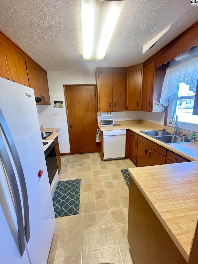 1201 Lyndon Rd, McPherson, KS 67460 - photo 7