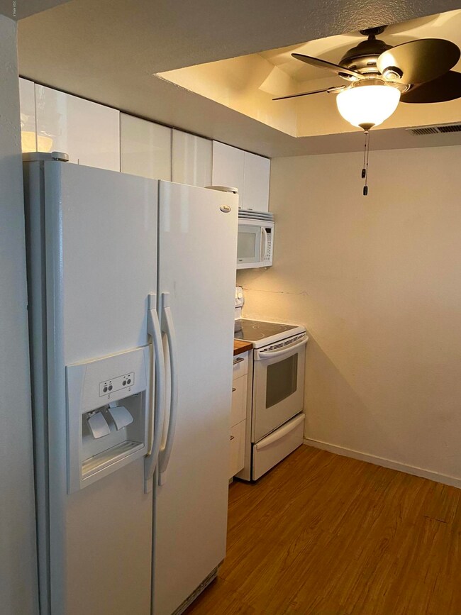 Kitchen w/ recessed fan and light