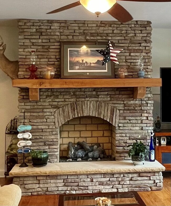 1652 Sugar Barbour Rd, Axton, VA 24054 - photo 5