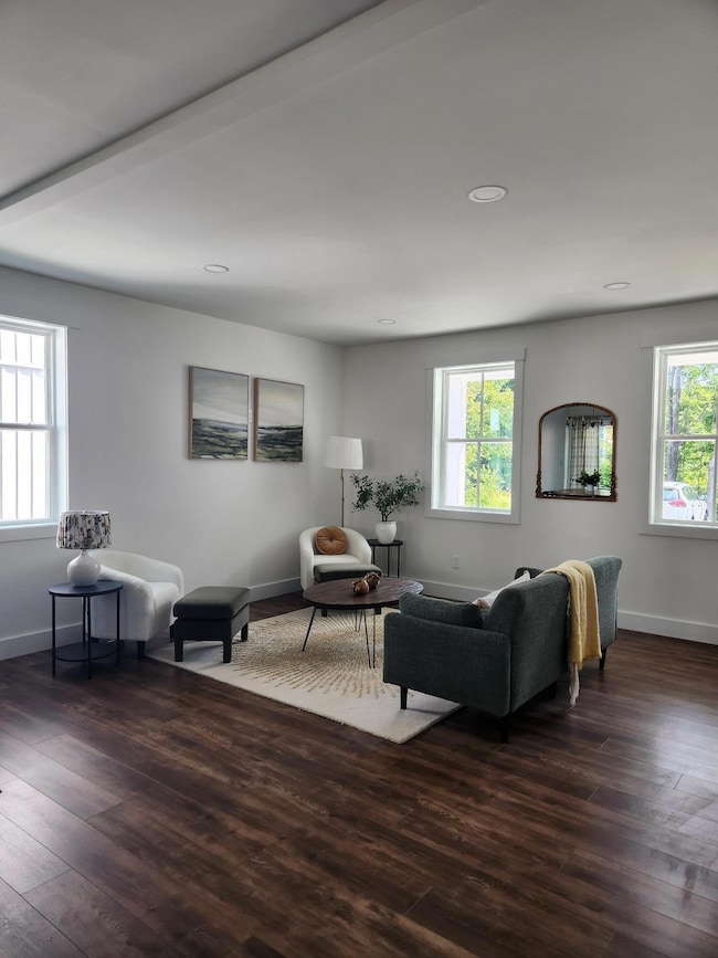 more more living room