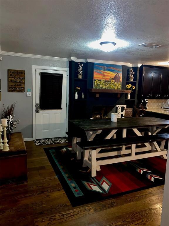 1055 N Main St, Springtown, TX 76082 - photo 4