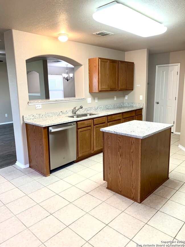 11110 Catchfly Field, Helotes, TX 78023 - photo 5