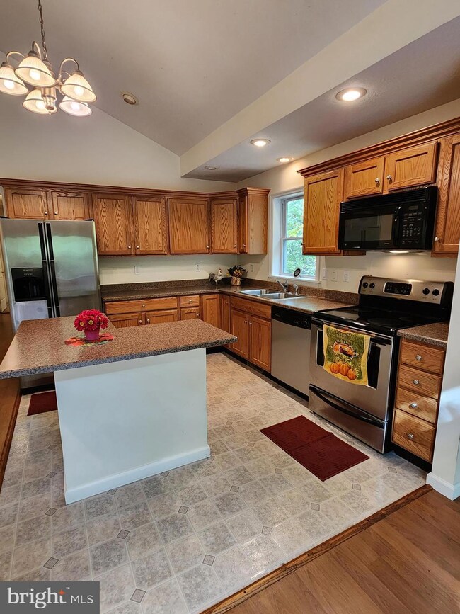 71 Mink Ct, Basye-Bryce Mountain, VA 22810 - photo 5