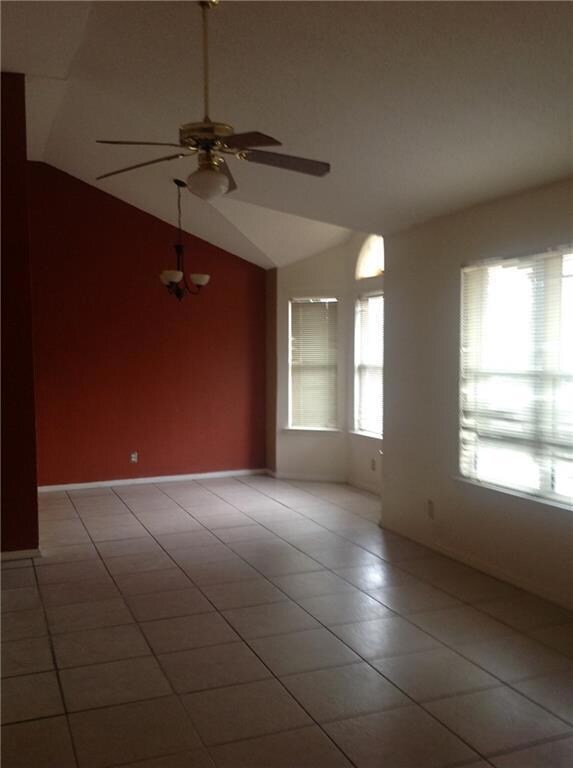 240 Crocker Dr, Horizon City, TX 79928 - photo 4