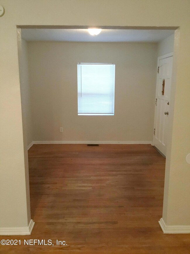 3845 Tyndale Dr, Jacksonville, FL 32210 - photo 3