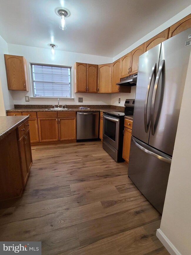 2224 Prince of Wales Ct, Bowie, MD 20716 - photo 6