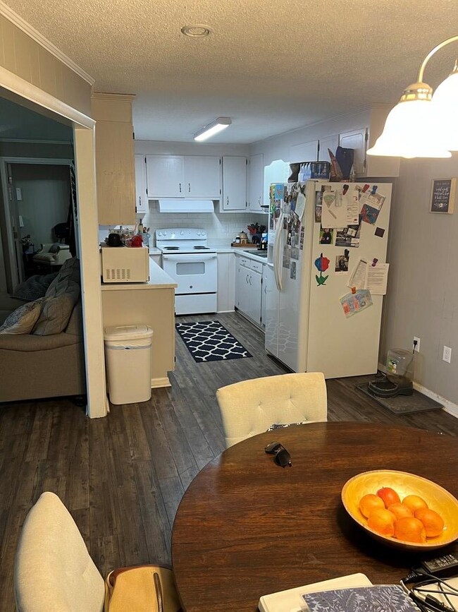 443 Old Whitley Crossing, Fitzgerald, GA 31750 - photo 6